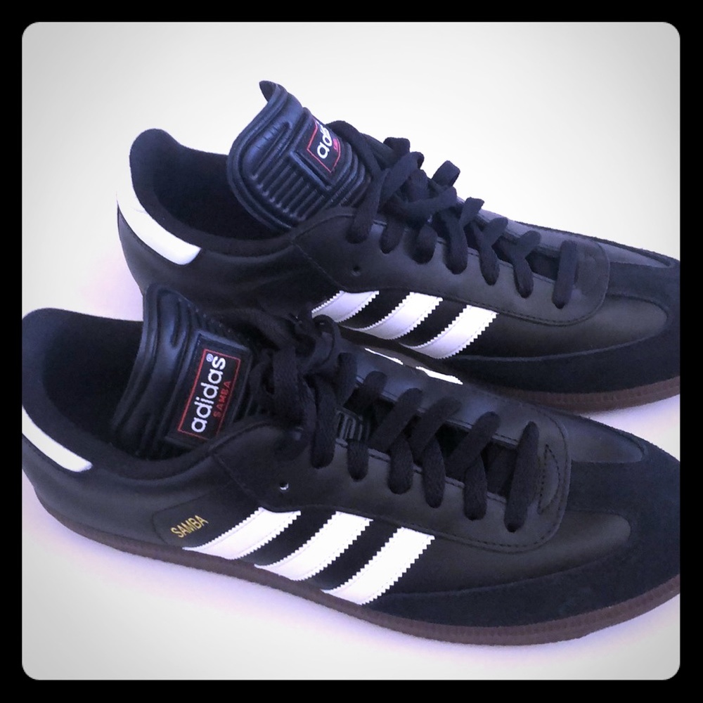 Brand New Adidas Samba Leather shoes Size 11.5